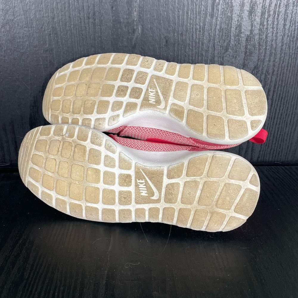 Nike ROSHE Women’s size 6 - Picture 10 of 12